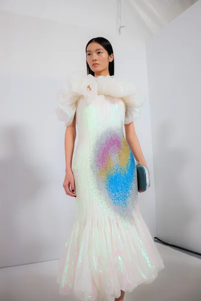 Look 8